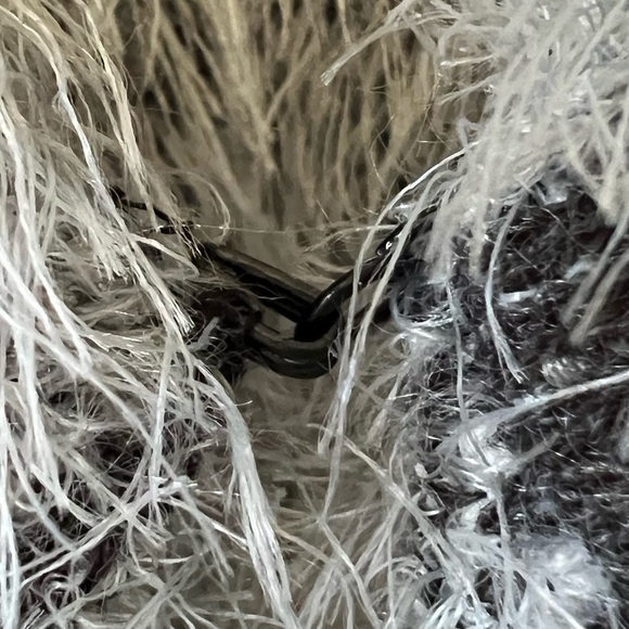 NWT CUPIO Curvy Black/Gray/White Sleeveless Eyelash Knit Cardigan- Size 1X - Picture 9 of 9